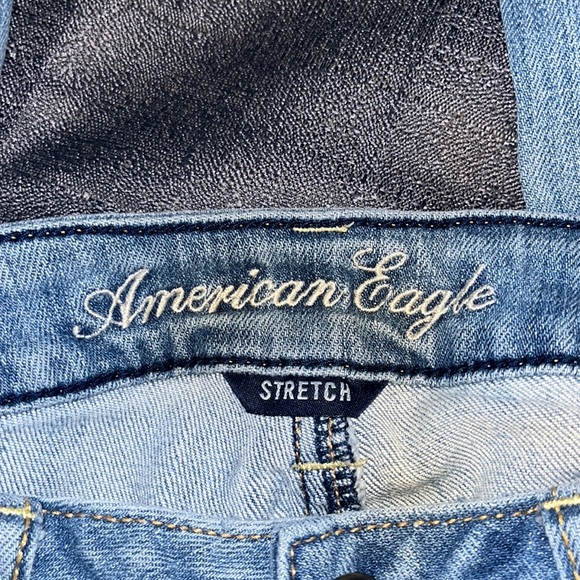 American Eagle Outfitters Light Wash Ripped Skinny Jeans -size 2 - Picture 4 of 5